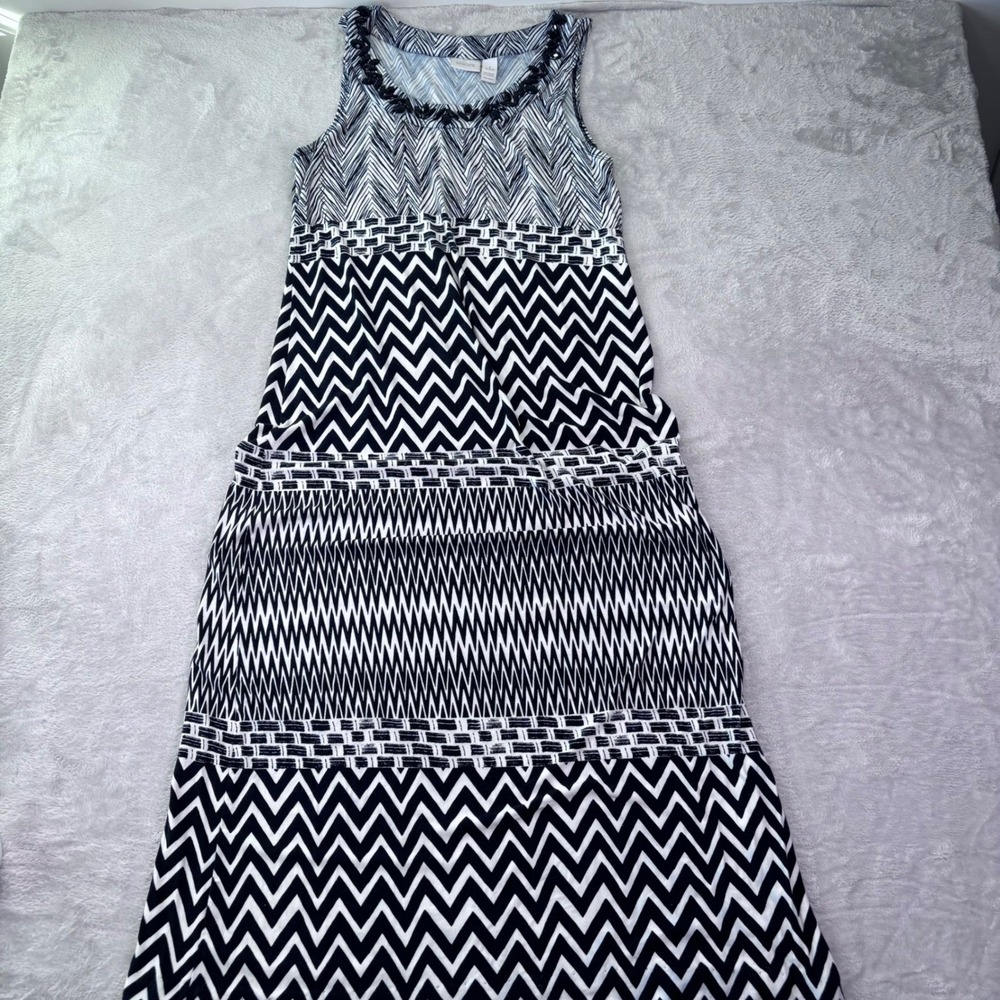 Chico's Women's Sleeveless Chevron Mixed Print‎ Midi Dress Size 1 Black White